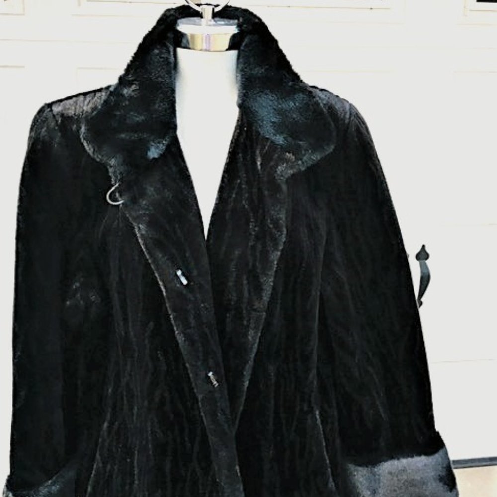 Women's Black Faux Fur Car Coat - NWOT